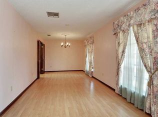 2255 Mercedes Blvd, New Orleans, LA 70114
