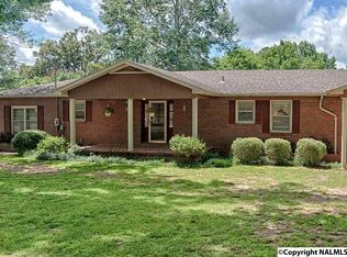 7 Brookwood Cir NE, Arab, AL 35016