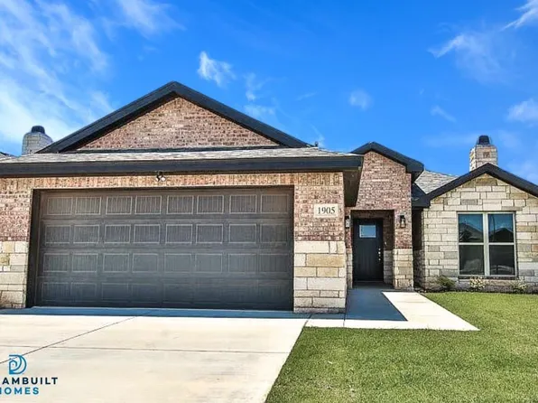 1905 Durham Ave, Wolfforth, TX 79382