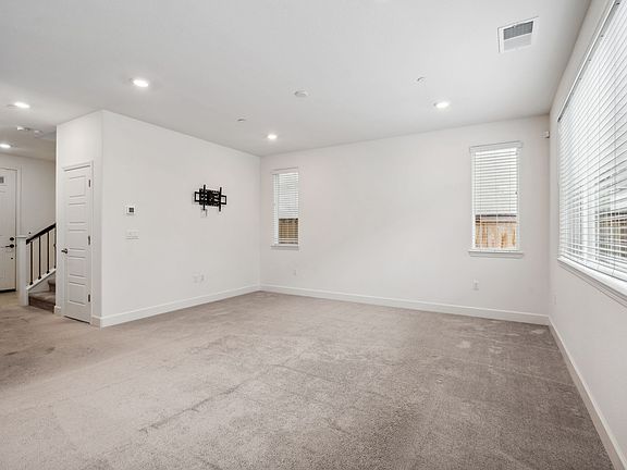 5th image of 3525 Nuestra Ave