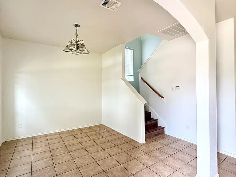 24623 Colonial Maple Dr — Photo 4