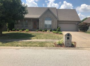 4106 Highland Oaks Dr, New Albany, IN
