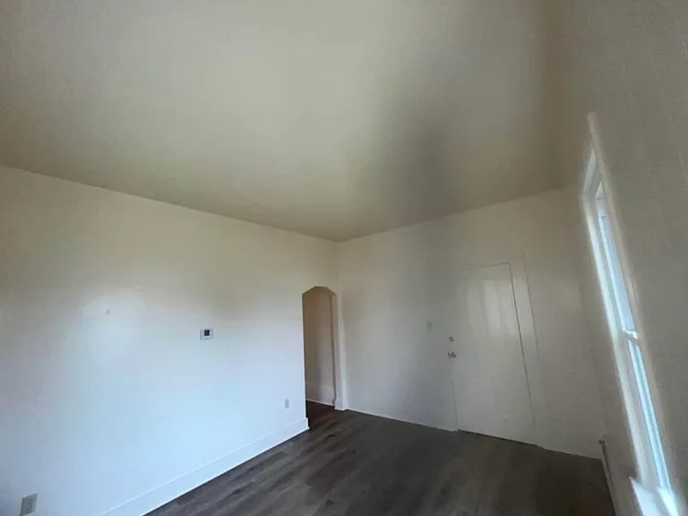 200 Pennsylvania Ave #7 — Photo 6