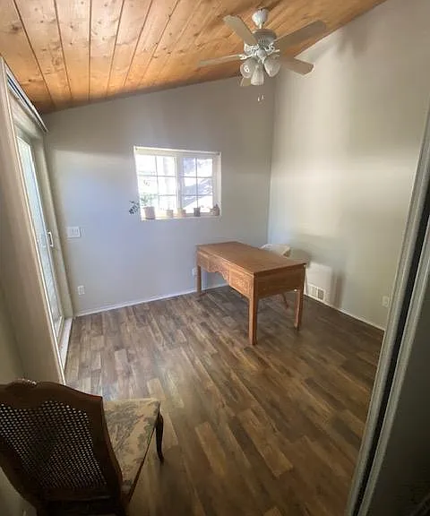 979 Mercury Way — Photo 9
