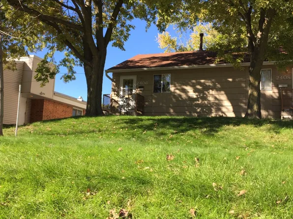 2408 E 9th St, Des Moines, IA 50316