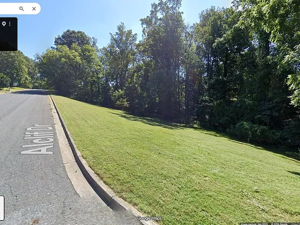 4721 Alclif Dr, Lynchburg, VA 24503