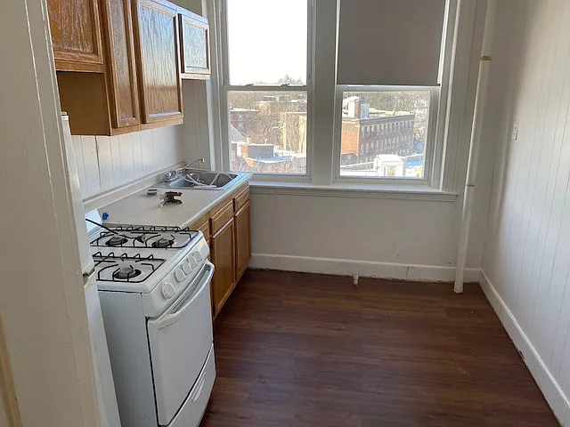 1810 Commonwealth Ave #29 — Photo 3
