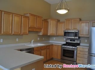 15708 Chasewood Ct, Rosemount, MN 55068