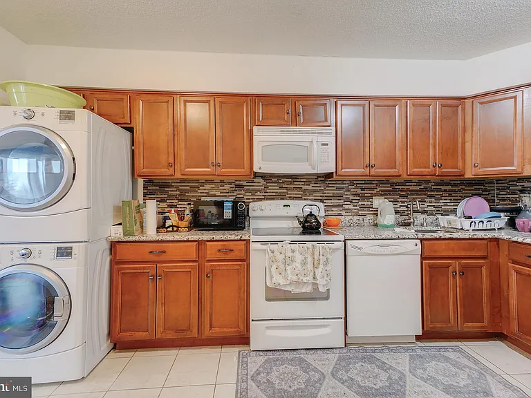 3713 George Mason Dr #414W — Photo 10
