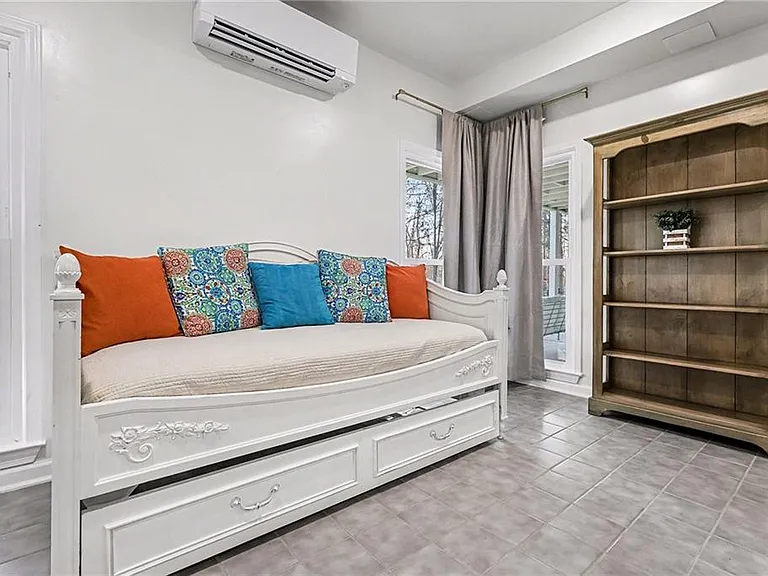 241 Nacoochee Dr — Photo 11