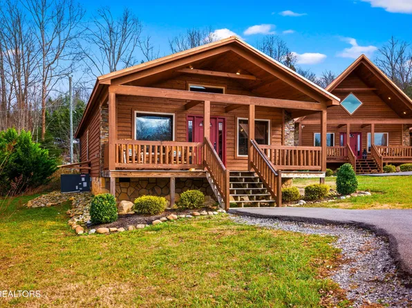244 Forrest Loop Way, Gatlinburg, TN 37738