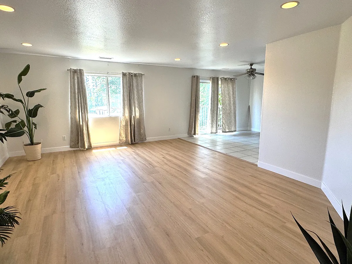 Photo 2 of 16 - 728 5th Ave - La Habra, CA Building Photo - 728 5th Ave