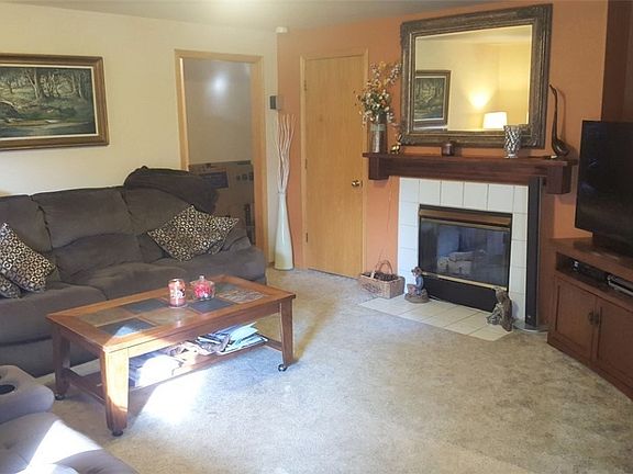 2nd image of 19204 111th Avenue Ct E