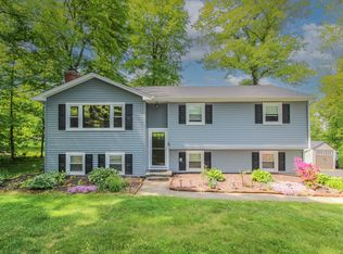 5 Sterling Dr, New Milford, CT 06776