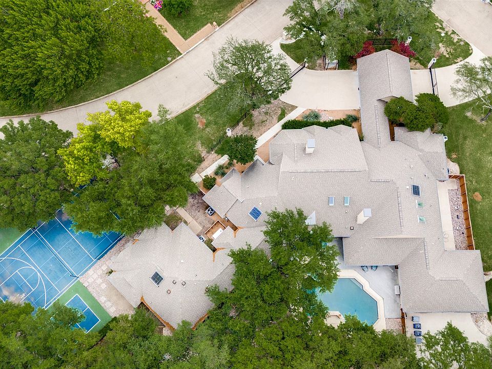 1st image of 17515 River Hill Dr