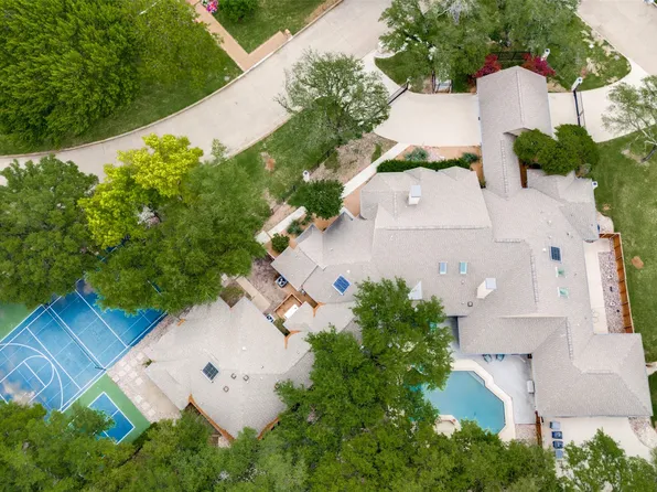 17515 River Hill Dr, Dallas, TX 75287