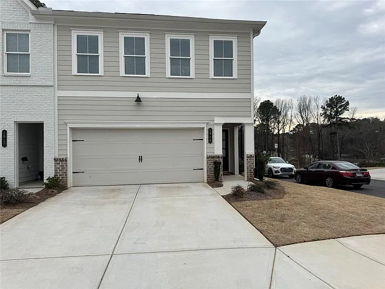 1919 Allagash Ln NW — Photo 1