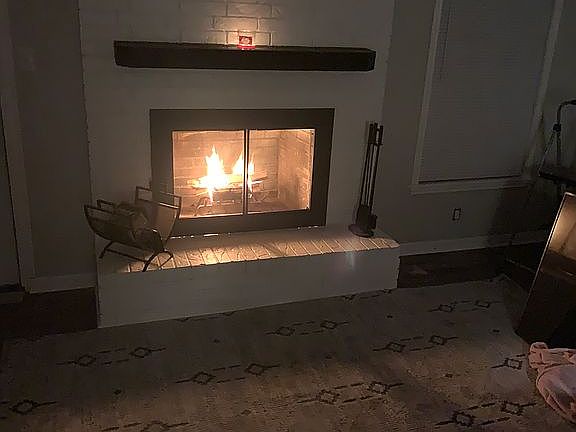 4th image of 152 Huntington Dr