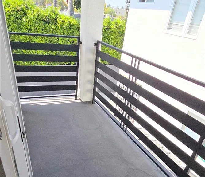 10824 Long Beach Blvd — Photo 38