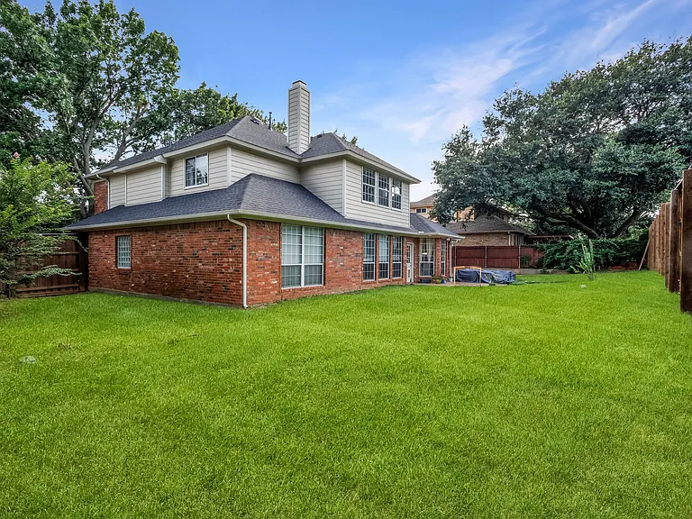 3204 Chaucer Ln — Photo 33