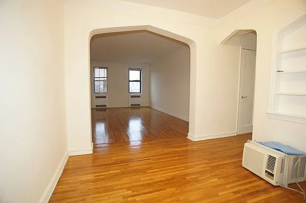 Rented by Norman Raindel, LREB | media 1