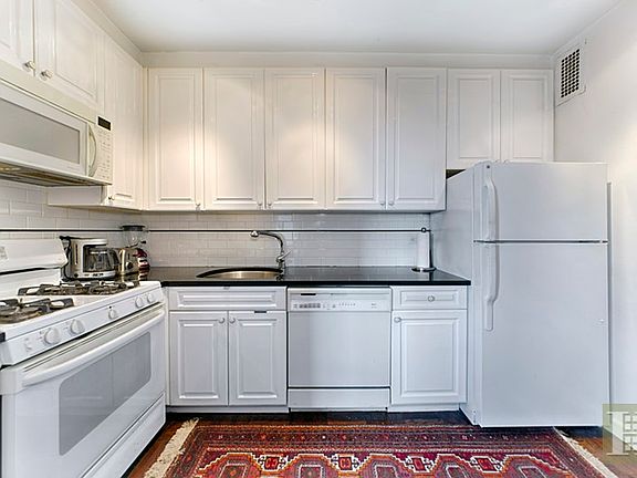 4th image of 303 E 57th St APT 16K