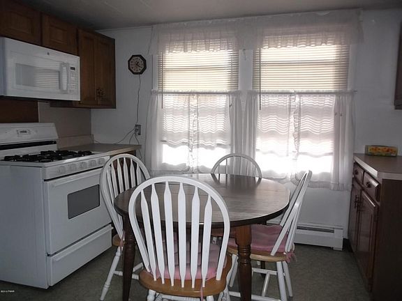 4th image of 279 Terrace St