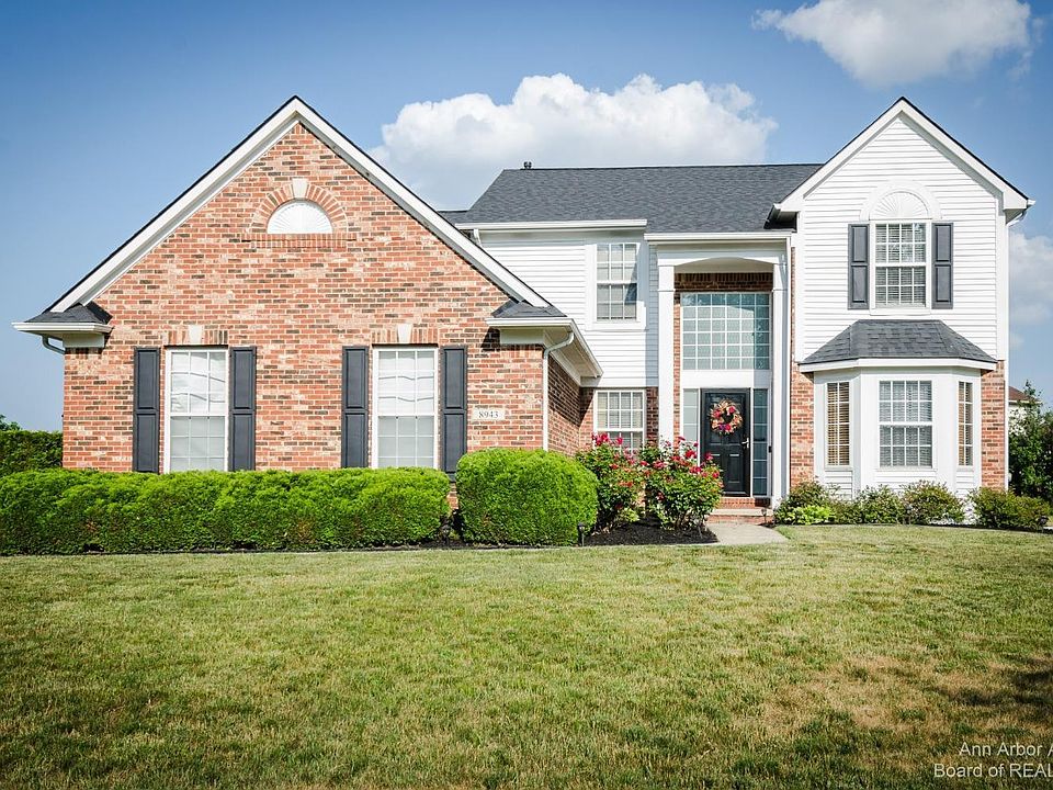 1st image of 8943 W Walden Dr