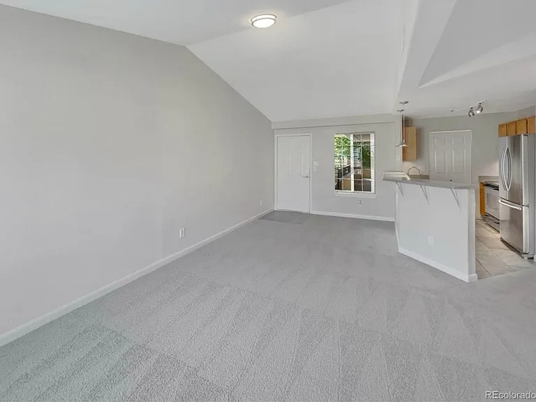 8651 E Dry Creek Rd #627 — Photo 6