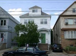 175 W 31st St, Bayonne, NJ 07002