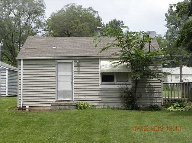 2nd image of 1512 E Andover Ave