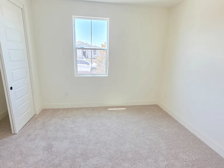 7408 Brenner Pass Way — Photo 9