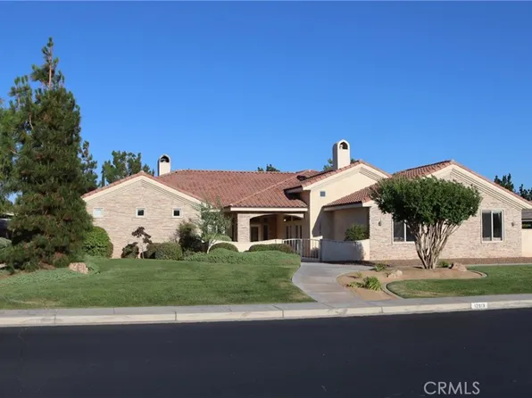 12913 Ivanpah Rd, Apple Valley, CA 92308