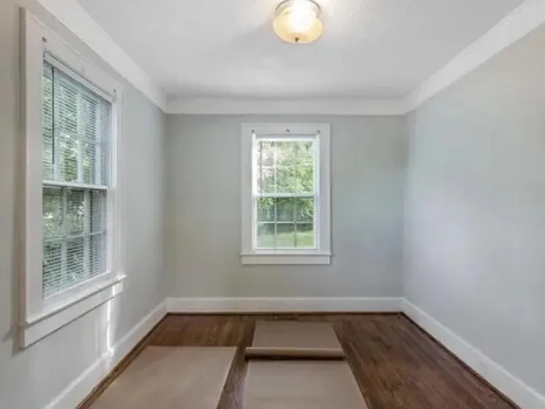 1607 Nance St — Photo 7