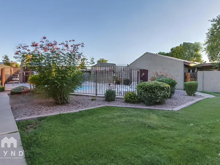1864 E Kirkland Ln — Photo 23