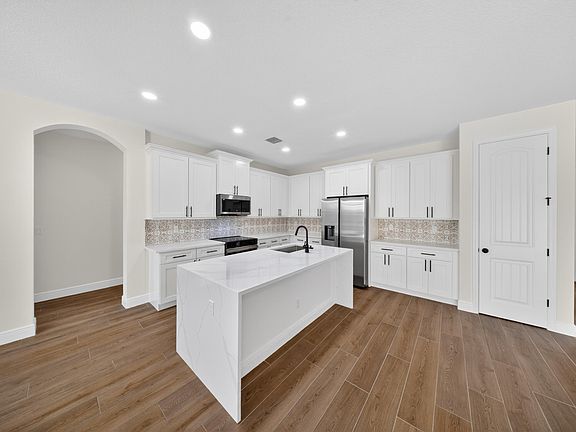 4th image of 1116 SW London Lane