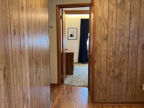 5th image of 1312 N Elm St