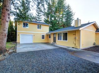1009 Yew St, Bellingham, WA 98229