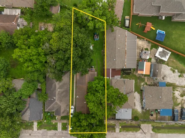 1612 Common St, Houston, TX 77009
