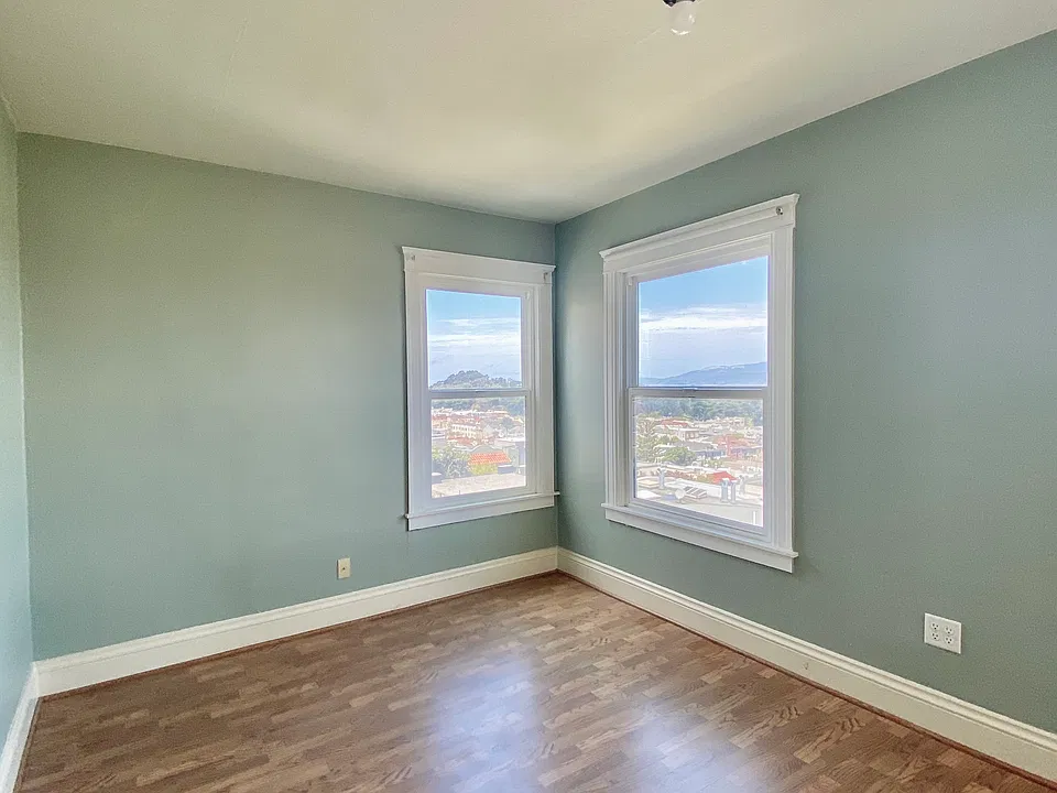 632 Parnassus Ave #2B