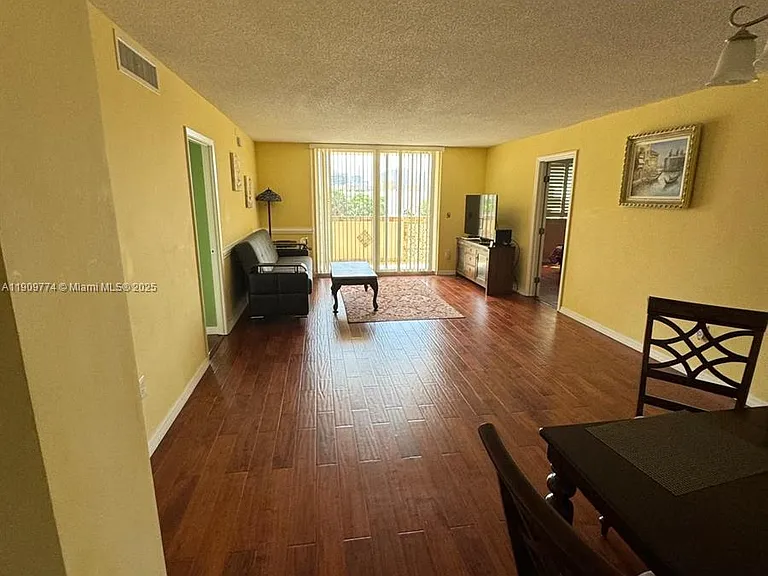 1833 S Ocean Dr #308 — Photo 6