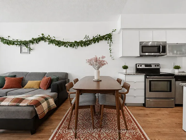 59 E Liberty St #905 — Photo 6