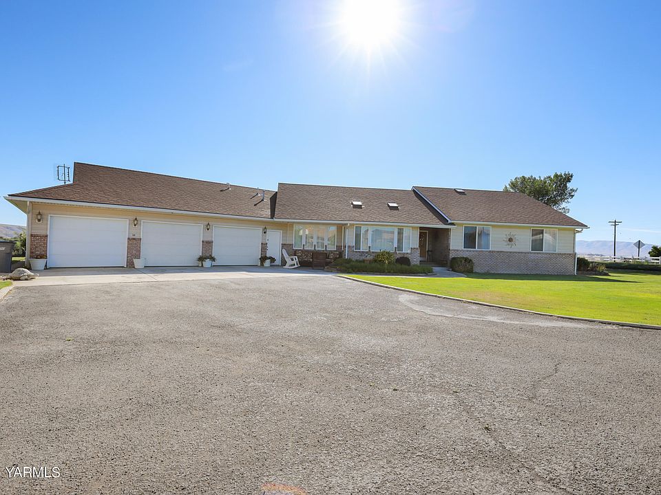 380 Wilson Rd, Yakima, WA 98901 Zillow