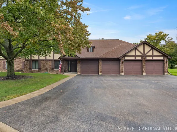 1773 Gloucester Ct APT A, Wheaton, IL 60189