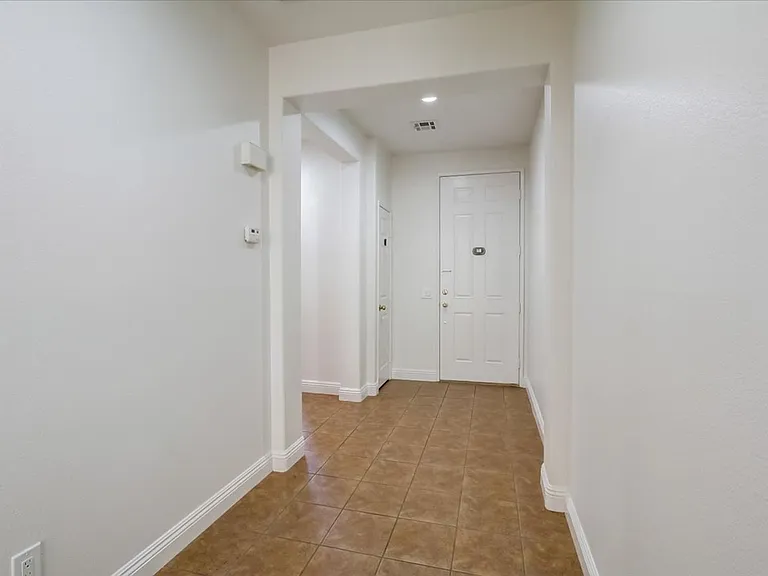 10948 Positano St — Photo 5