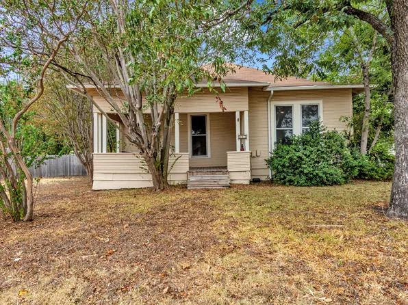 403 N Fm 1660, Hutto, TX 78634