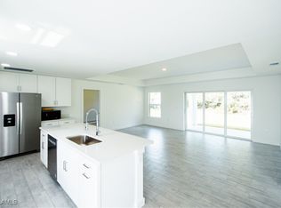 2712 46th St SW, Lehigh Acres, FL 33976