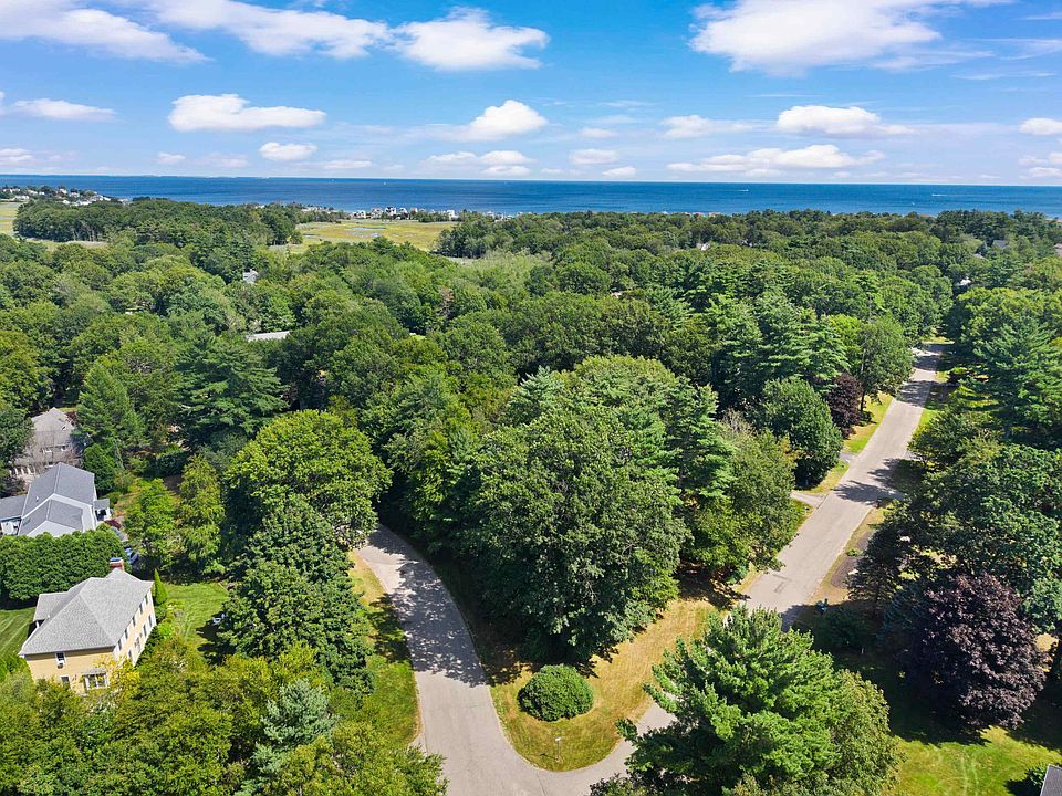 1st image of 11 Great Gate Drive
