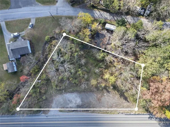 Summer Valley Rd, New Ringgold, PA 17960