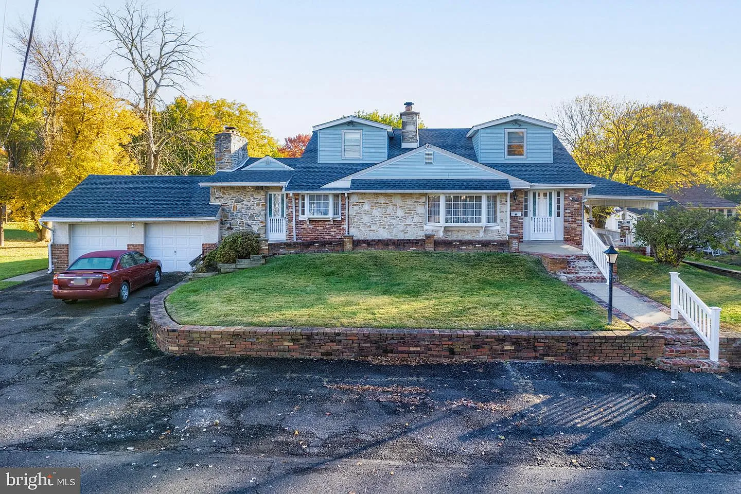 1515 Rosalie Ave photo 1